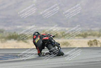 media/Dec-04-2025-Racers Edge (Thu) [[5ebc9f124d]]/2-A Group/5-Session 3 (Turn 14 Backside)/